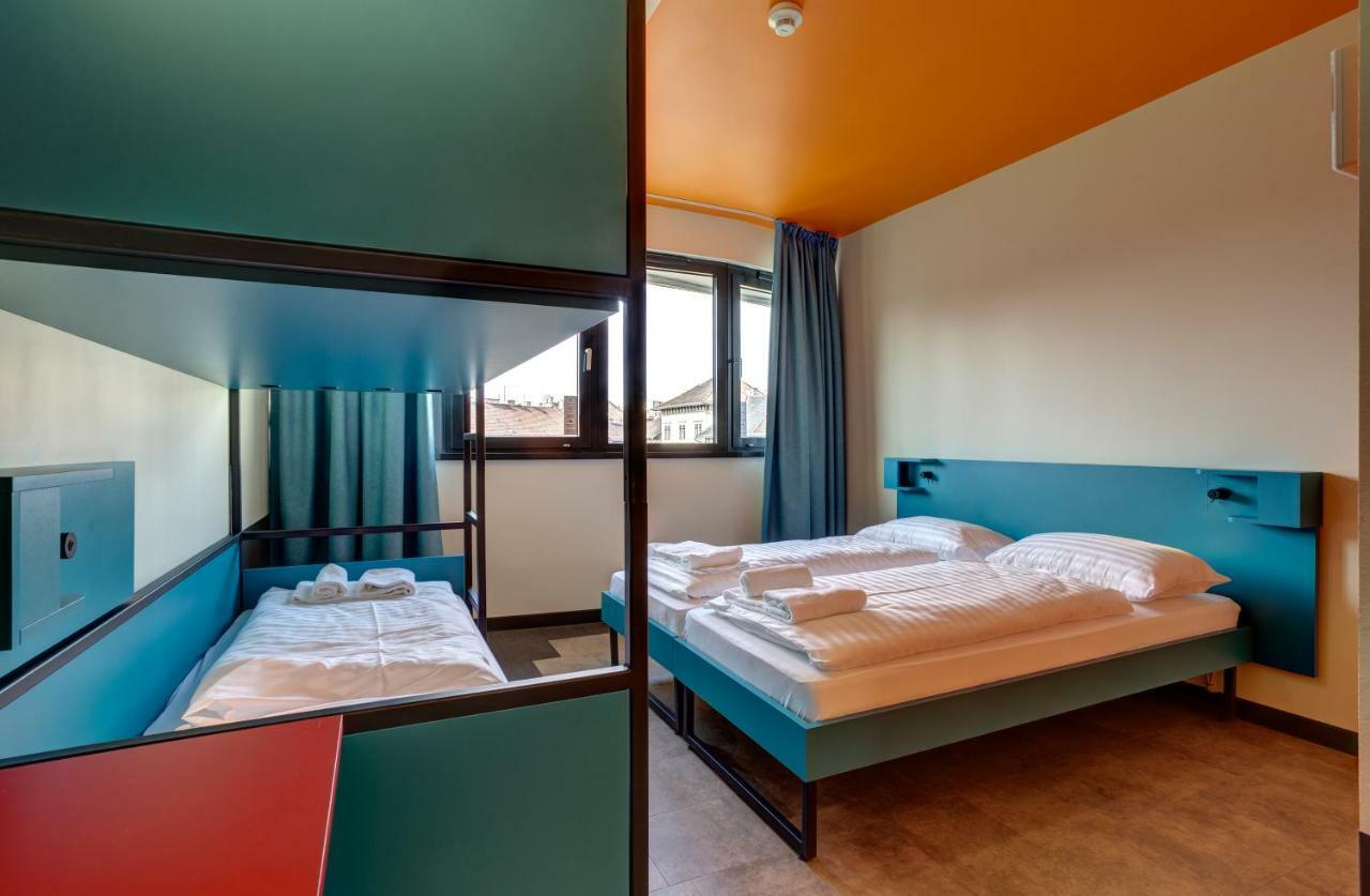 Meininger Great Market Hall Hotel 3*