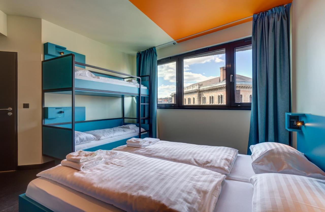 Meininger Great Market Hall Hotel 3*